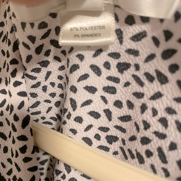 Beautiful Cream and black and cream Blouse Top - Picture 4 of 4